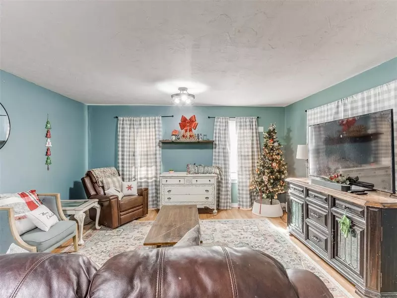 108 NE 1st ST, Jones, OK 73054