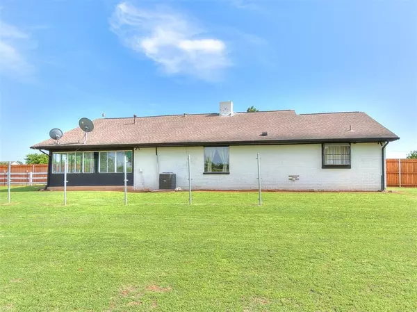 Piedmont, OK 73078,1823 NE Mary Anna RD