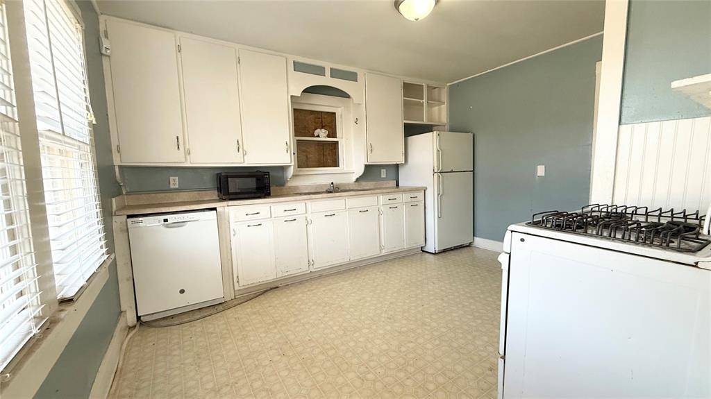 Norman, OK 73071,215 N Cockrel AVE