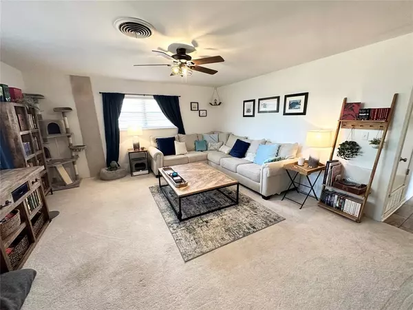 Blair, OK 73526,102 W 9th DR