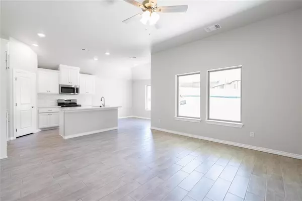 Edmond, OK 73034,3133 Grapevine ST