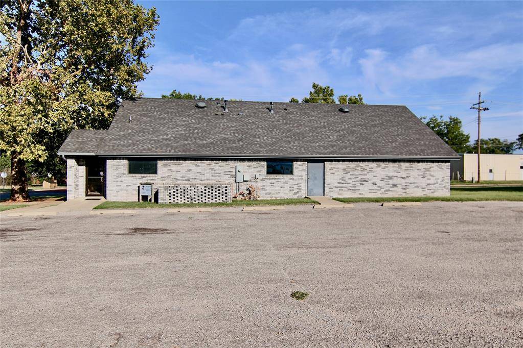 101 S Randall AVE, Elk City, OK 73644