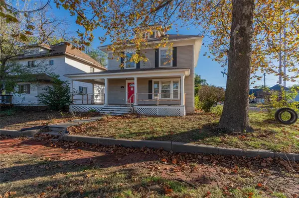 Enid, OK 73701,721 W Cherokee AVE