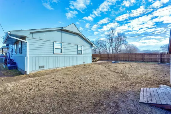 El Reno, OK 73036,201 Cherokee LN