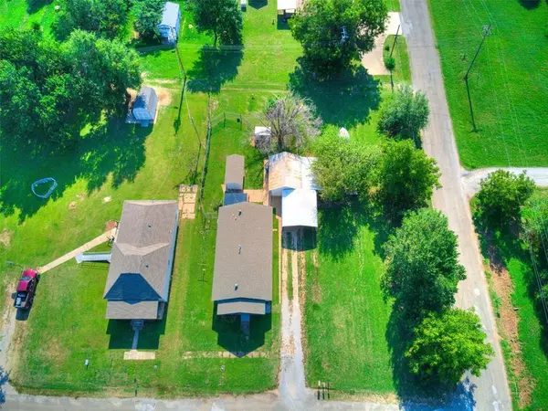 Crescent, OK 73028,324 S Maple ST