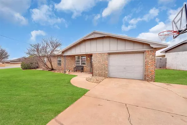 Sayre, OK 73662,632 E Benton ST