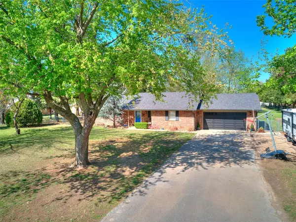 4 Limousin LN, Shawnee, OK 74804