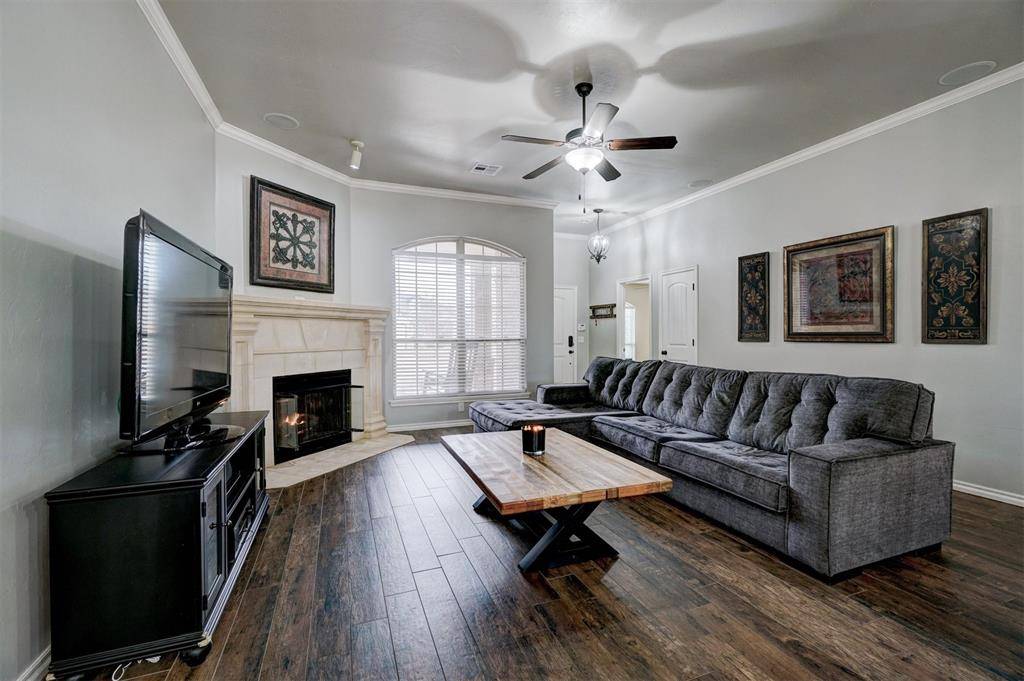 Edmond, OK 73012,3037 NW 181st ST