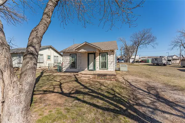 Noble, OK 73068,105 S 2nd ST