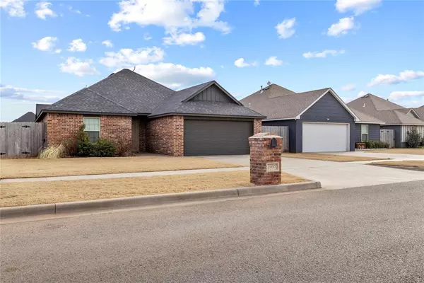 Weatherford, OK 73096,2800 Hayride DR