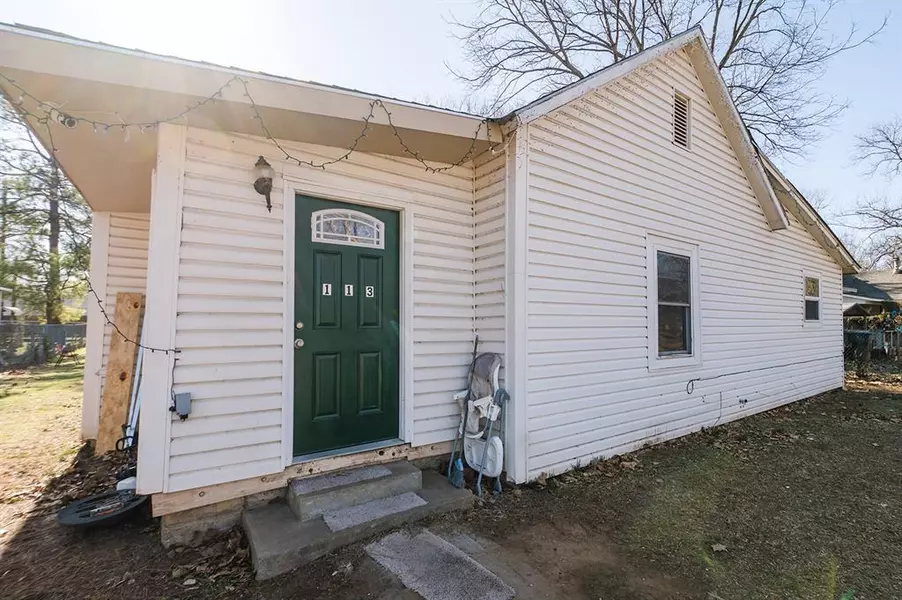 113 S Locust ST, Pauls Valley, OK 73075