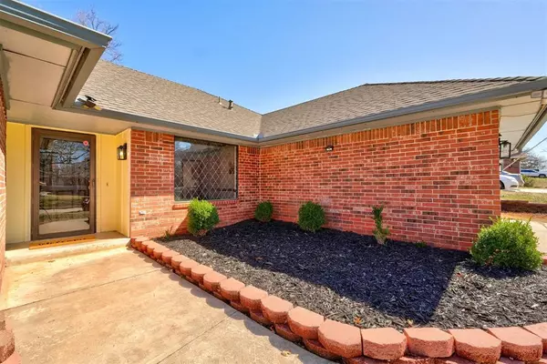 Shawnee, OK 74801,313 Club House DR