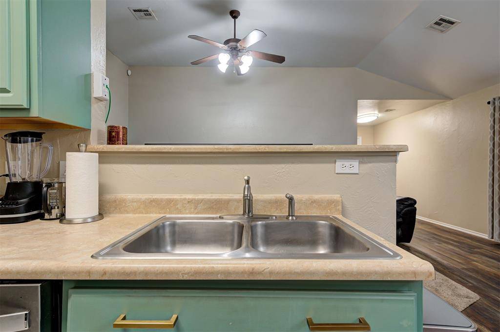 Norman, OK 73071,2066 SE 24th AVE