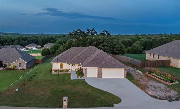 9570 Country Side LN, Guthrie, OK 73044