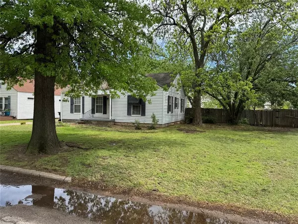 4308 N Redmond AVE, Bethany, OK 73008
