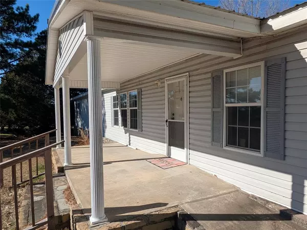 Stigler, OK 74462,182 E Brooken RD