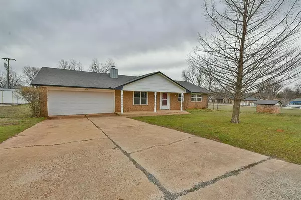 Mustang, OK 73064,732 S Pleasant View DR