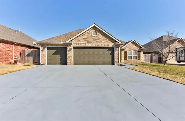 Mustang, OK 73064,539 W Chickasaw Court WAY