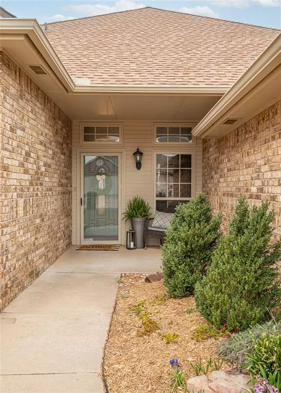 Norman, OK 73071,1812 Barrington DR