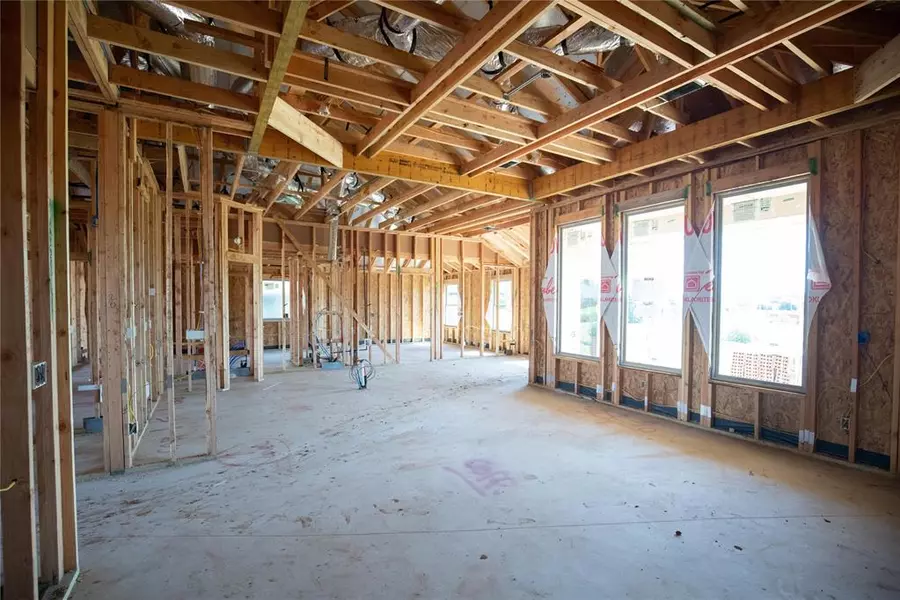 9320 Poppey PL, Yukon, OK 73099