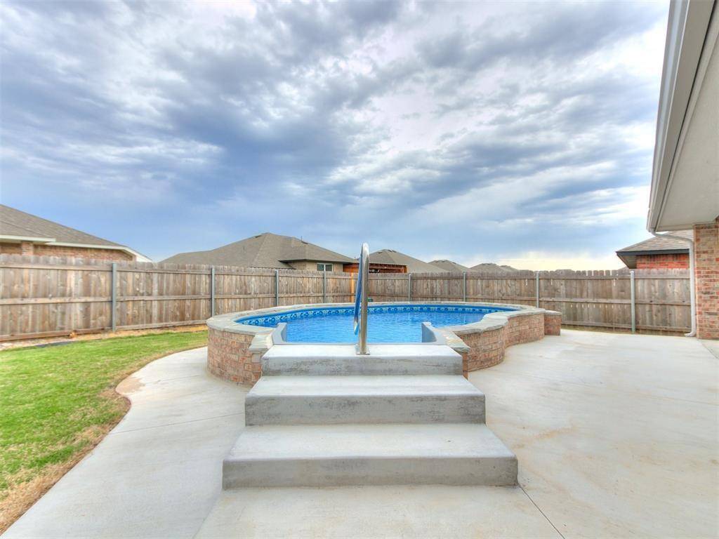 835 SE 17th TER, Newcastle, OK 73065