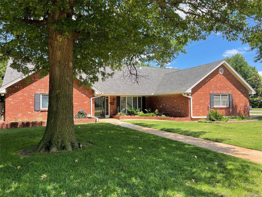 10900 Willow Grove RD, Oklahoma City, OK 73120