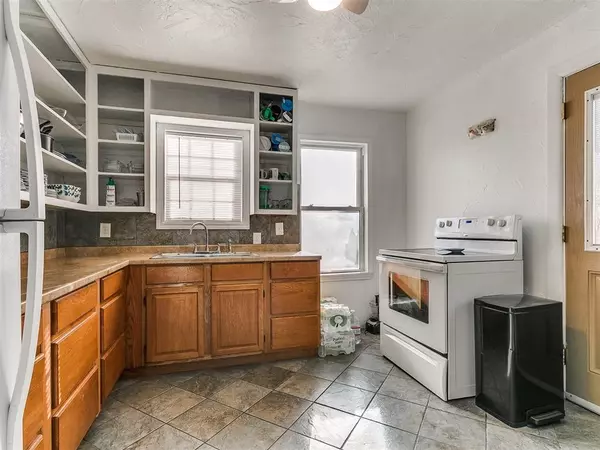 Guthrie, OK 73044,11650 Otis RD