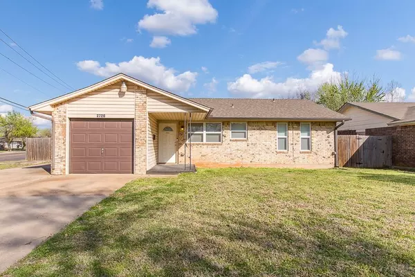 Moore, OK 73160,2720 Kings RD