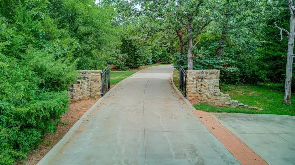 2600 Tangled Oak TRL, Norman, OK 73026