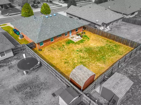 Yukon, OK 73099,11228 NW 99th ST