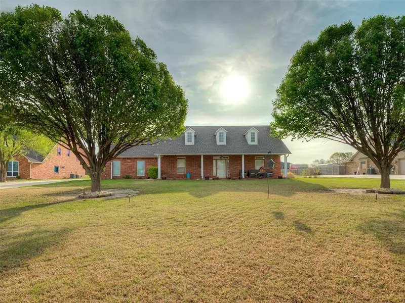 119 Lake Shore DR, Shawnee, OK 74804