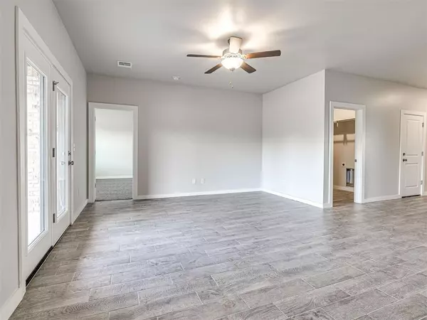 Guthrie, OK 73044,5364 Little Foot LN