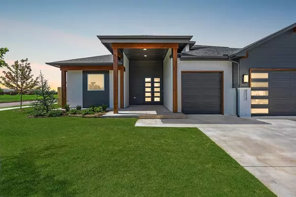 Edmond, OK 73013,7112 NW 155th ST