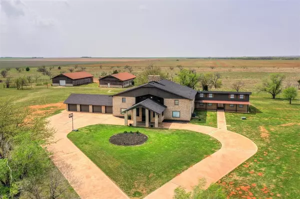 13883 N 2160 RD, Hobart, OK 73651