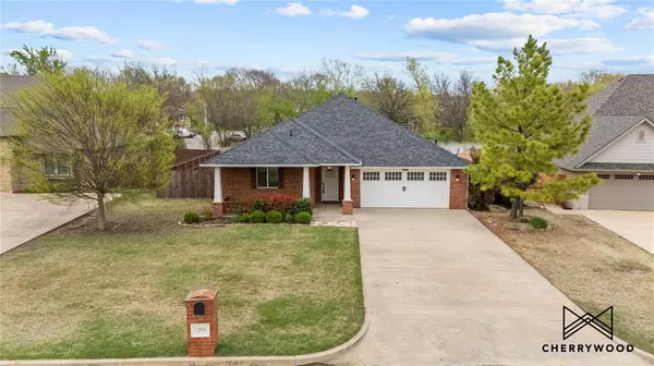 Ada, OK 74820,1208 Magnolia DR