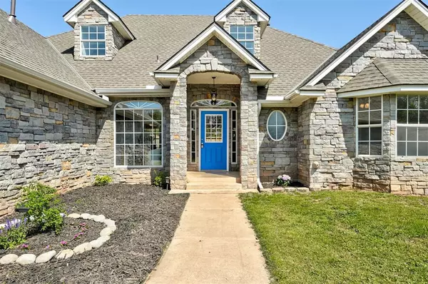 2124 Copeland WAY, Edmond, OK 73025