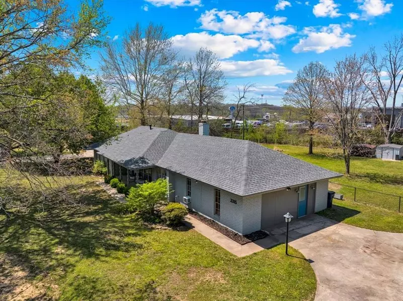 2315 Grisso DR, Seminole, OK 74868