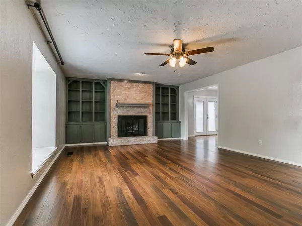 Yukon, OK 73099,717 S Willowood DR