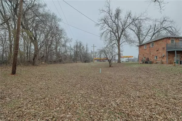 Guthrie, OK 73044,1319 S Division ST