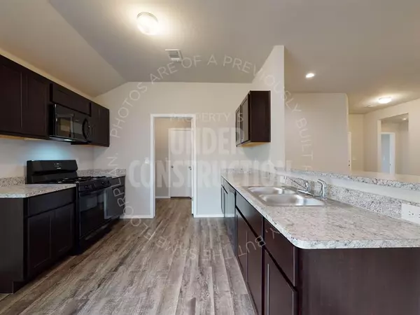 Mustang, OK 73064,4024 Olivia ST