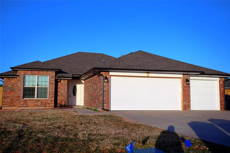 8908 Scirocco CIR, Oklahoma City, OK 73135