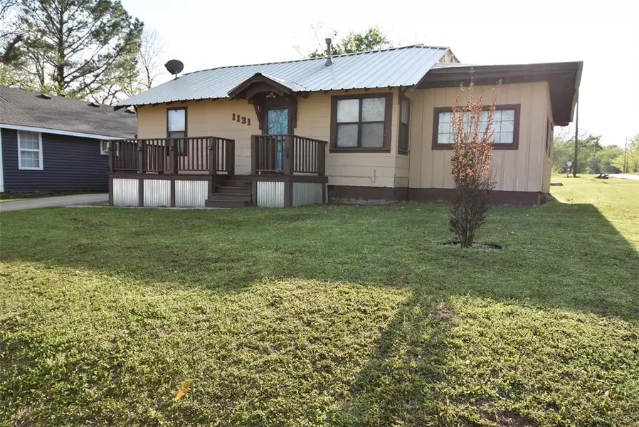 1131 N Highland ST, Seminole, OK 74868