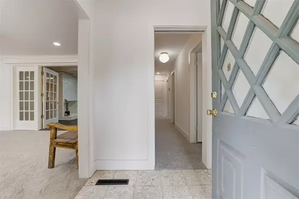 Oklahoma City, OK 73112,2225 Dawn Marie DR