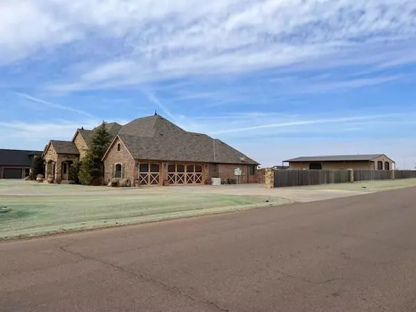 Elk City, OK 73644,3601 W Country Club