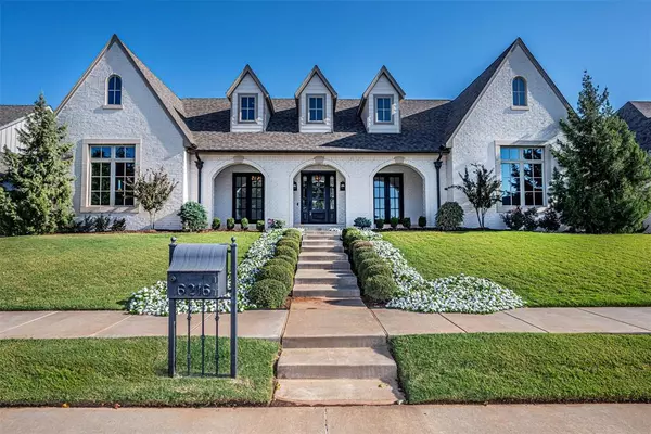 6216 Hazeltine DR, Edmond, OK 73025