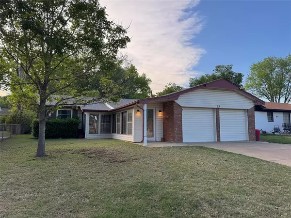 13 Osage DR, Shawnee, OK 74801