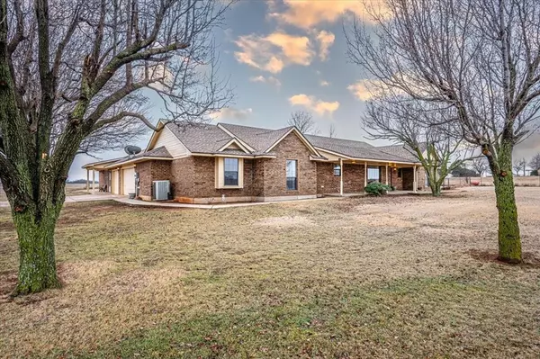 Piedmont, OK 73078,2900 NE Apache ST