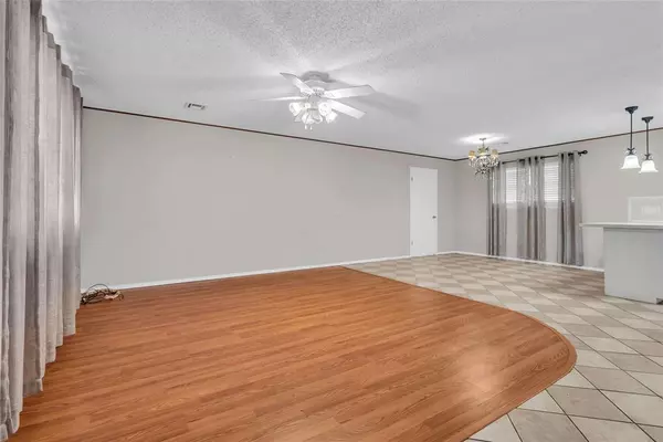 Elmore City, OK 73034,307 Main ST