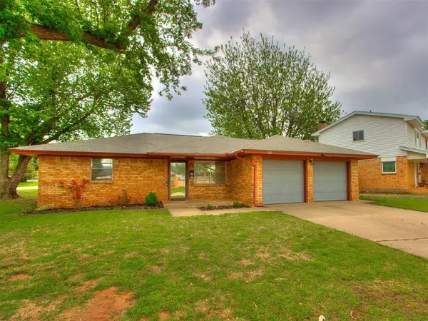 201 N Briarwood ST, Yukon, OK 73099