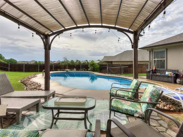 Choctaw, OK 73020,12519 Choctaw Wood CIR